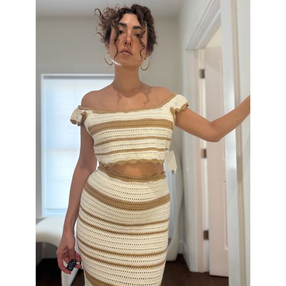 JLUXLABEL Corazon Ruffle Skirt Set — Beige (L/XL) NWT - Picture 4 of 7